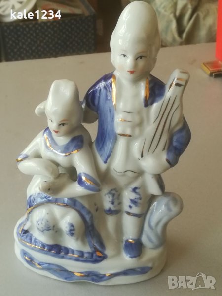 Порцеланова статуетка. Фигура. Ръчно изработена. Сувенир. Порцелан. Vintage. Hand made. Ретро., снимка 1