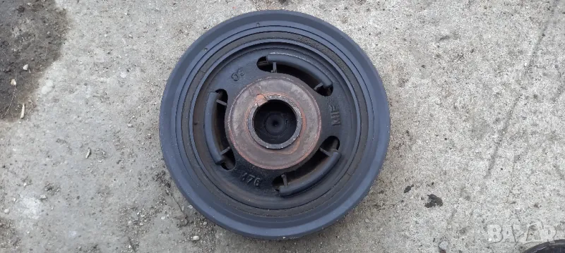 Демпферна шайба Ford Focus III 1.6 TDCI, снимка 1