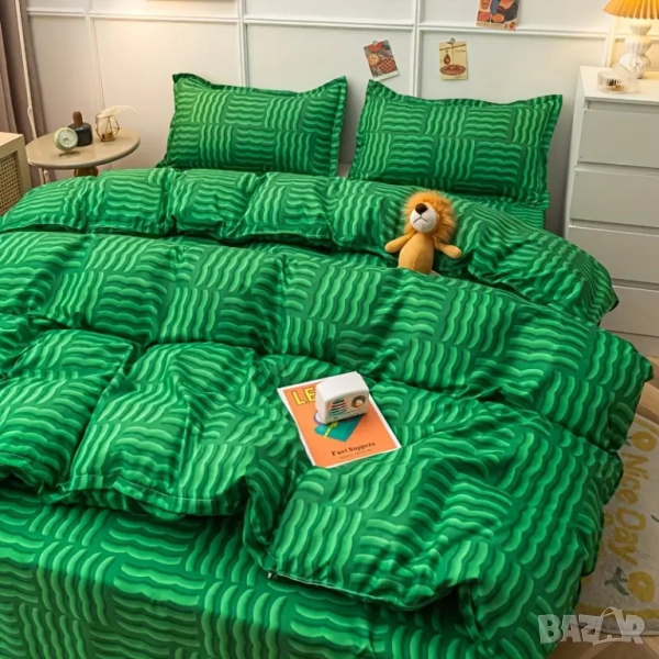 Нов спален комплект от 4 части., снимка 1