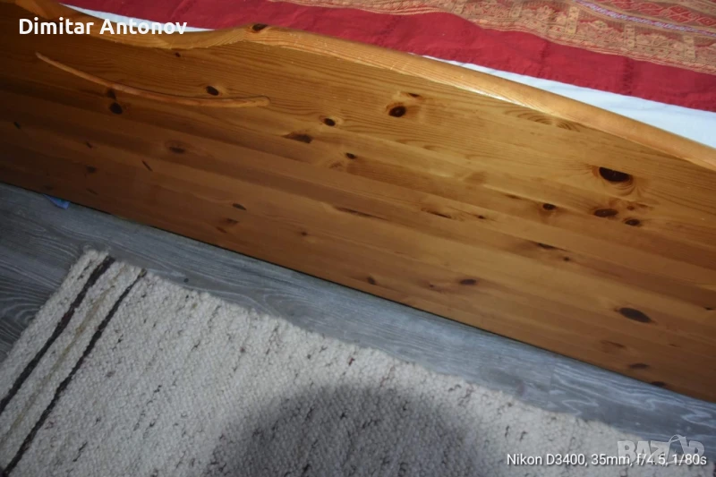 продавам легло, дърво масив.Комплект с скари и матрак., снимка 1