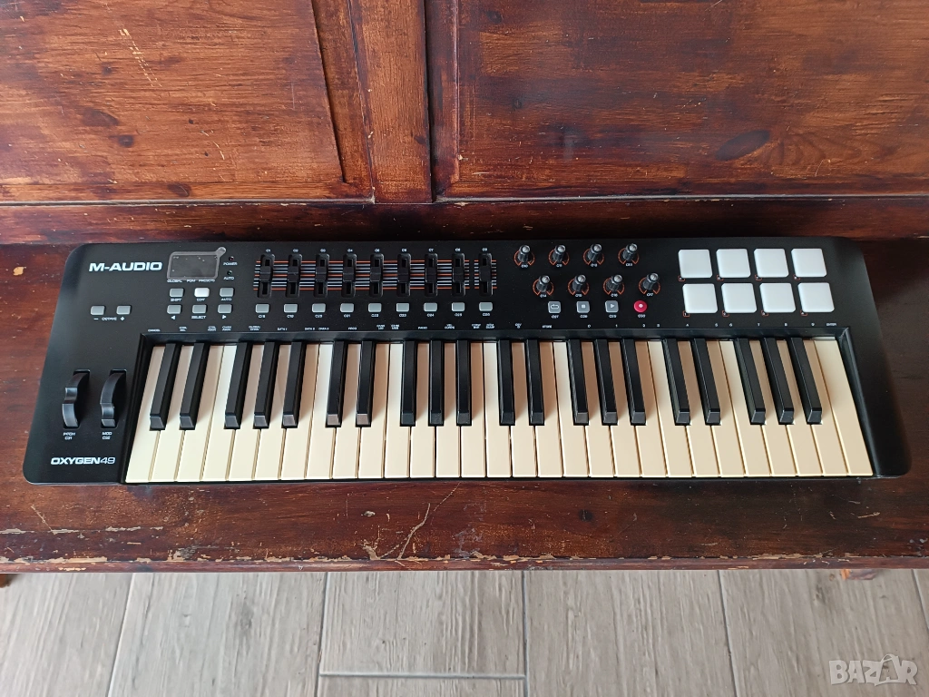M Audio oxigen 49.   Midi controller. Миди клавиатура , снимка 1