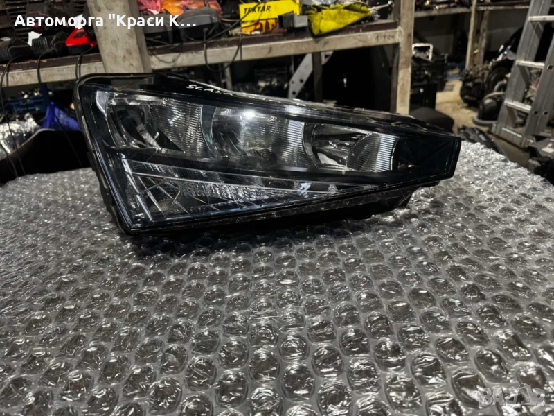 657941016 десен фар Skoda Scala 2024г., снимка 1