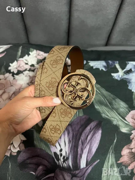 Нов дамски двустранен кожен колан Guess, снимка 1