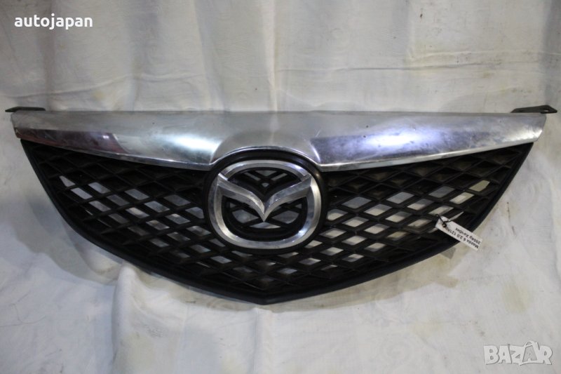 Предна решетка с емблема Мазда 6 2.0 121кс хечбек 04г Mazda 6 2.0 121hp hatchback 2004, снимка 1