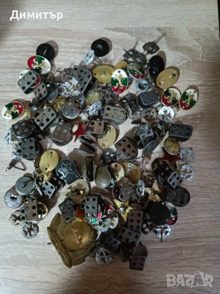 Колекция от военни значки – СССР и България, снимка 1