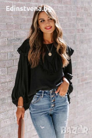 Дамска блуза в черно с дълъг ръкав и къдрички, снимка 1 - Блузи с дълъг ръкав и пуловери - 40698207