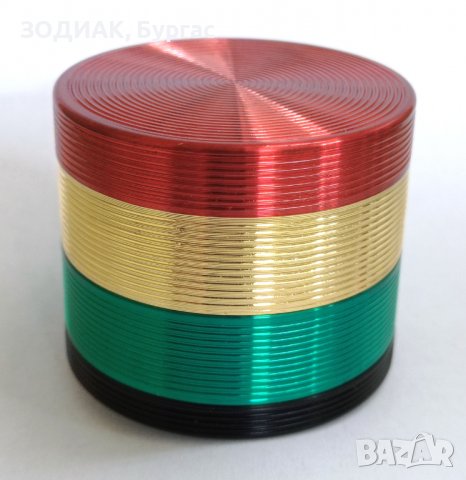 Нов Голям Стоманен ГРИНДЕР - 4 части, снимка 2 - Други - 28107145