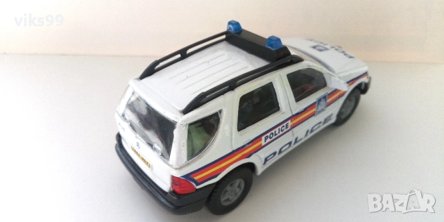 Hongwell Mercedes M-Class ML 320 UK POLICE - Мащаб 1:43, снимка 4 - Колекции - 52322072