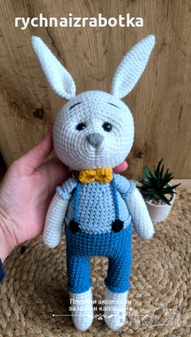 Плетена играчка "Зайче" - момченце, снимка 2 - Плюшени играчки - 53482078