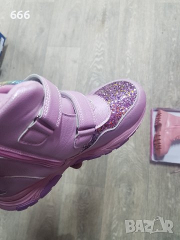 Обувки, снимка 4 - Детски обувки - 42979981