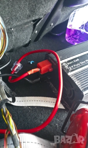 Инвертор 12-220в за автомобил. Контакт за кола, снимка 2 - Друга електроника - 53454713