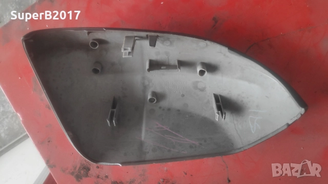 Продавам - капачка ляво огледало за Тойота Корола 2019-, снимка 2 - Части - 52742392