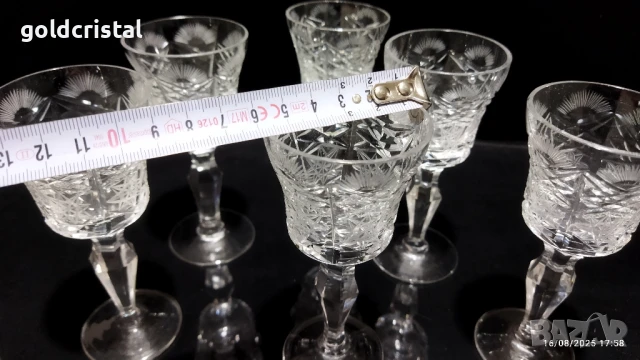 Кристални чаши , снимка 3 - Антикварни и старинни предмети - 46337157