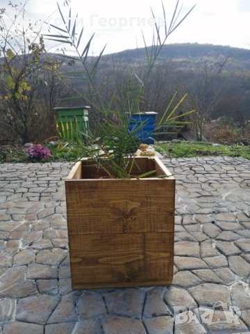 Дървени саксии (кашпи) за растения, снимка 1 - Градински мебели, декорация  - 34975243