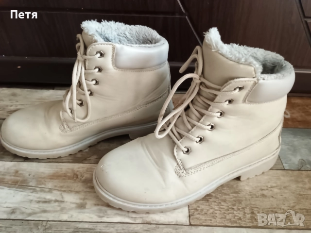 светло сиви боти 38 номер 