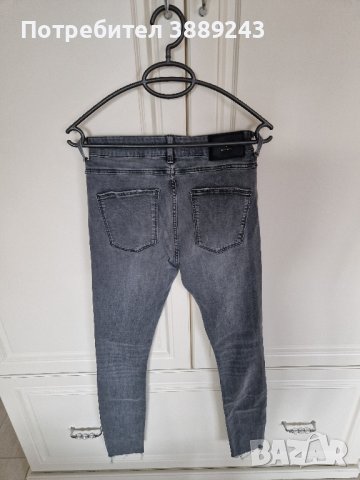 Дамски дънки Zara , снимка 2 - Дънки - 43129925