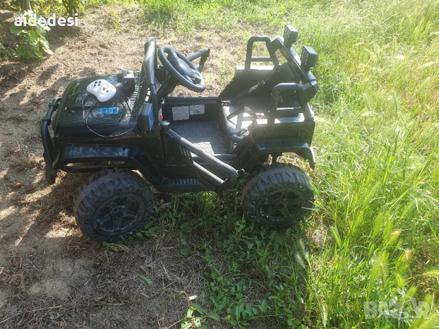 Акумулаторна кола, снимка 6 - Коли, камиони, мотори, писти - 50587782