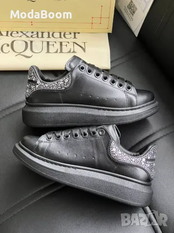 Alexander McQueen дамски маратонки , снимка 2 - Маратонки - 48944417