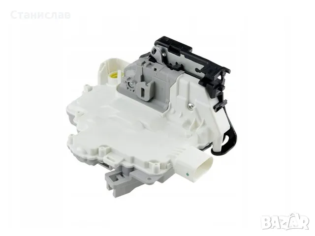 Audi A4 B8 Брава за предна лява врата