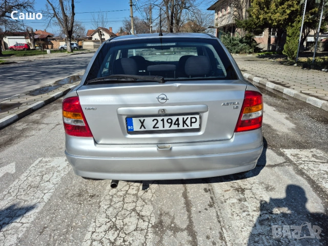 Опел Астра 1.6 стария мотор 75 коня, снимка 3 - Автомобили и джипове - 53584963