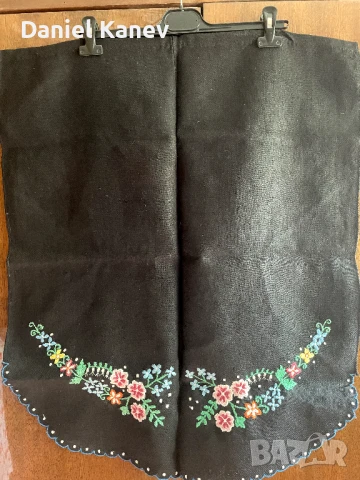 Фолклорна престилка