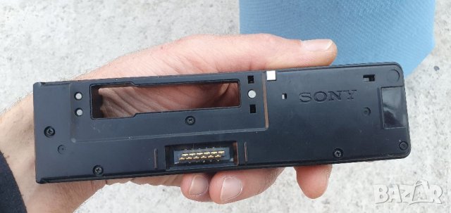 Ретро радио касетофонче за кола Sony, снимка 4 - Аксесоари и консумативи - 38492615