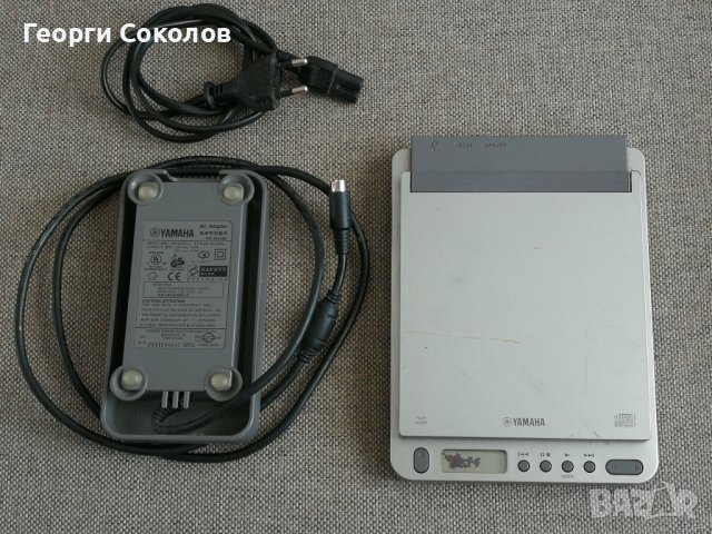 Hi-Fi Yamaha CRW70 Made in Japan CDRW-ROM / CD Player