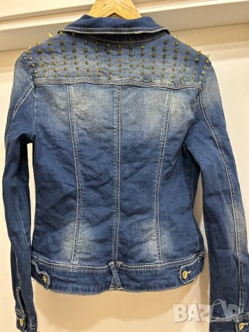 Дънково яке Stradivarius, снимка 5 - Якета - 43440721