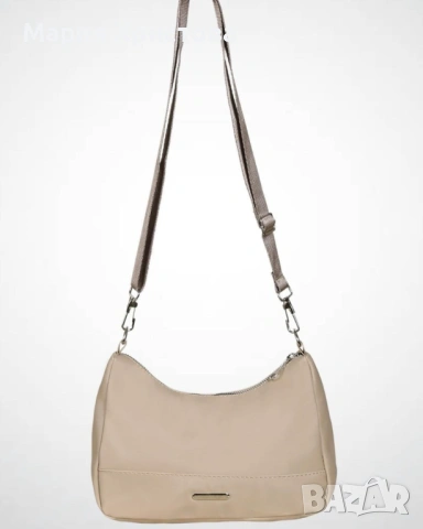 Елегантна дамска чанта подходяща за ежедневието 15Х20см