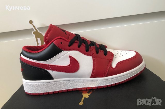 Маратонки оригинални NIKE AIR JORDAN 1 LOW BULLS, снимка 2 - Маратонки - 43386851