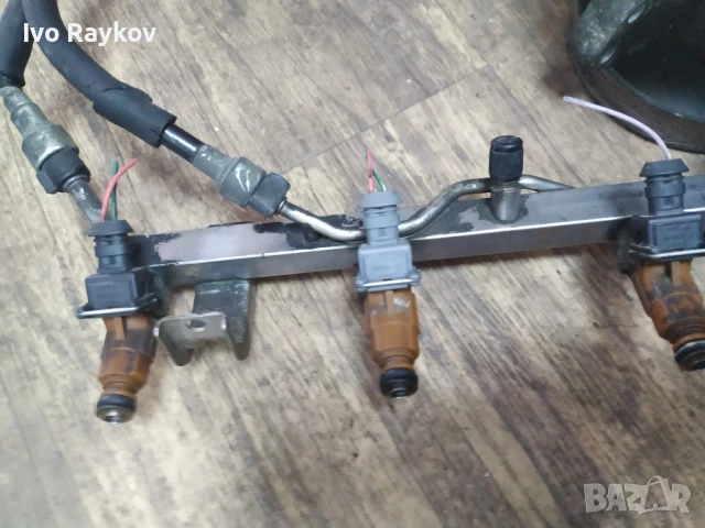 Бензинова реика и инжектори за SAAB 93 , saab 95 , 962069 ,BOSCH 0280156023 , снимка 2 - Части - 51232265