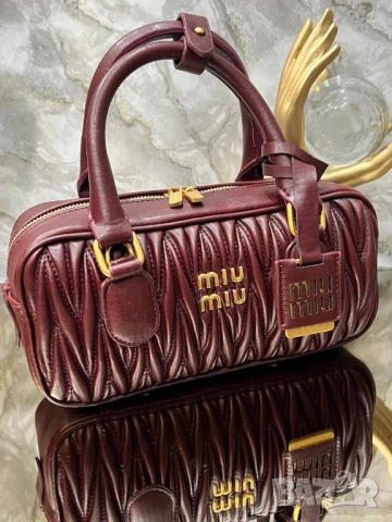 чанти Miu Miu , снимка 6 - Чанти - 50682001