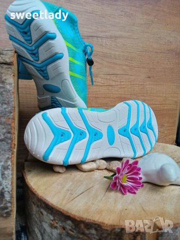 Дамски спортни/аква обувки от бързосъхнеща материя , снимка 4 - Джапанки - 40712145