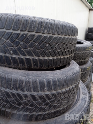 235/45/17 зимни гуми 2 броя