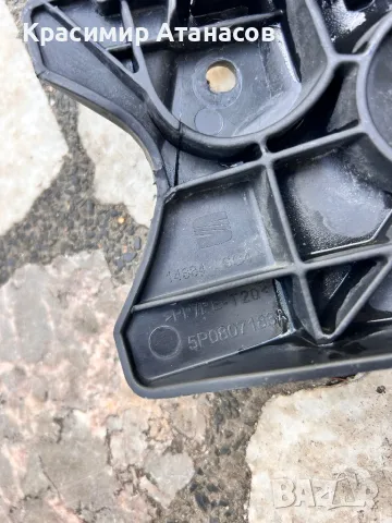 5P0807183. Държач водач предна броня ляв  за Сеат Алтеа. 2005-2014г, снимка 3 - Части - 50338191