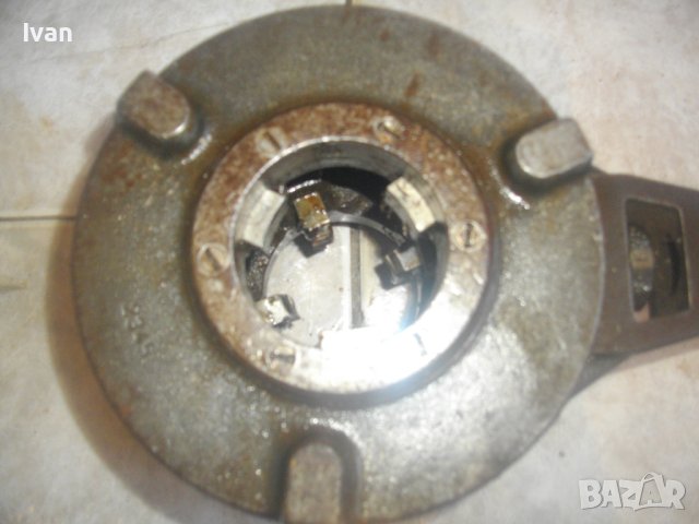 Чешмеджийска Водопроводна Плашка/Винтонарезка/Винторезка-Немска-За Външни Резби Тръби 3/4-1 1/2 Цол, снимка 15 - Други инструменти - 43001697