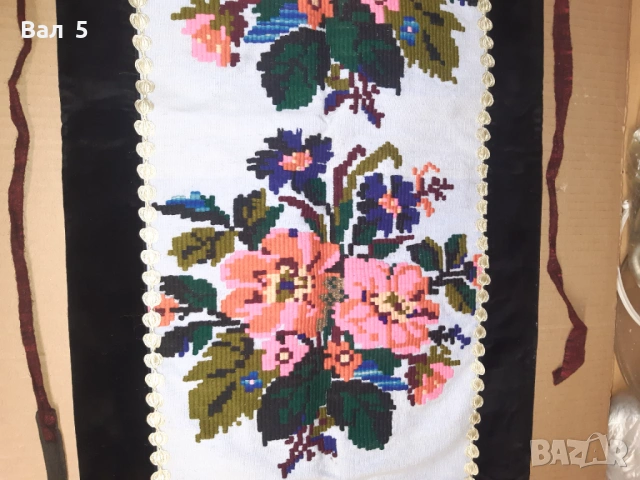 Автентична красива рядка престилка , носия, снимка 3 - Антикварни и старинни предмети - 53608787