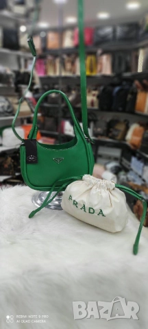 чанти prada, снимка 2 - Чанти - 51458847