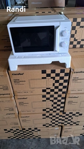 Компактна микровълнова фурна Comfee - 20 литра, 700W и 5 нива на мощност