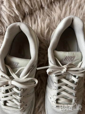 Дамски оригинални маратонки Nike Air Max Command, снимка 4 - Маратонки - 52388292