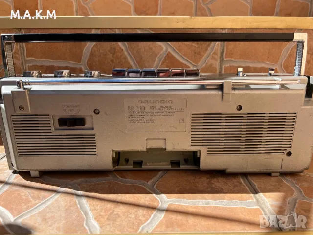 Радиокасетофон Grundig RR310, снимка 6 - Радиокасетофони, транзистори - 49584181