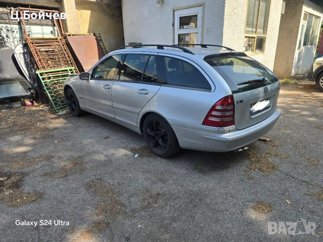 на Части Мерцедес C320 бензин, снимка 3 - Автомобили и джипове - 51045272