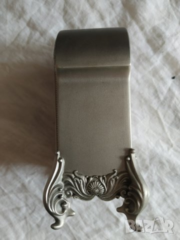 метален корпус за настолен часовник, снимка 3 - Други ценни предмети - 34964773