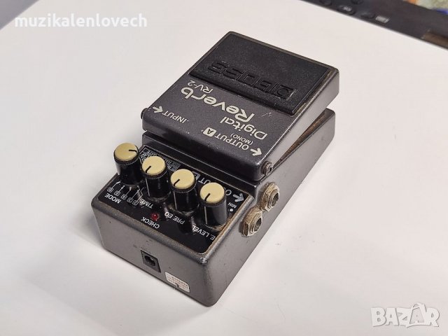 Boss Digital Reverb RV-2 Guitar Effects Pedal /Japan/ - Реверб Педал за ел китара - КАТО НОВ, снимка 6 - Китари - 38706043