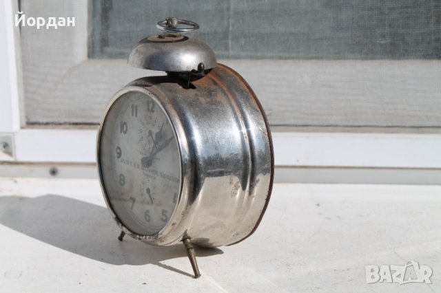 Настолен будилник ''JUNGHANS'', снимка 2 - Антикварни и старинни предмети - 38300284