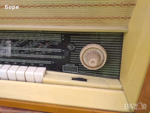 Радиограмофон Latvija M, снимка 4 - Радиокасетофони, транзистори - 28887261