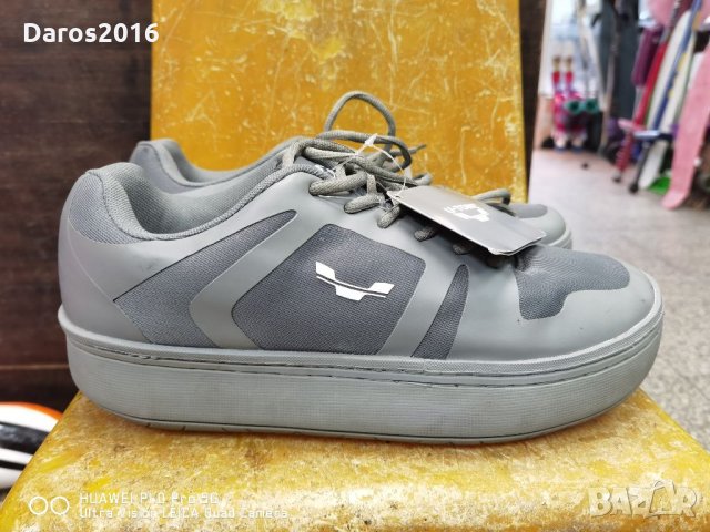 Обувки с тежести U-Tone 40-41,43-44 