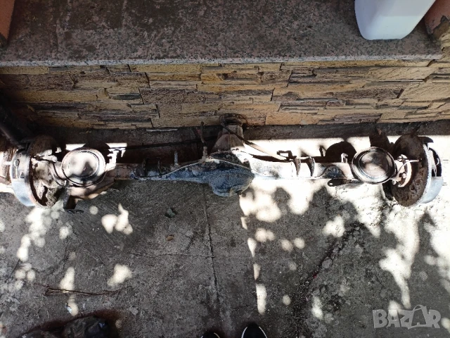 Заден Мост за Лада Нива 1.6, снимка 2 - Части - 50493151