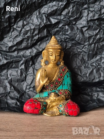 Буда от бронз и корали, уникат