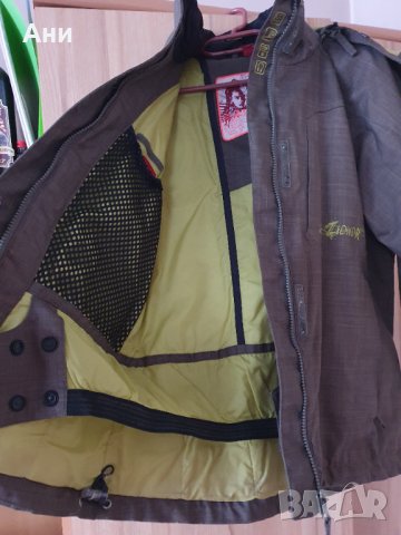 Детско яке, снимка 3 - Детски якета и елеци - 39558585